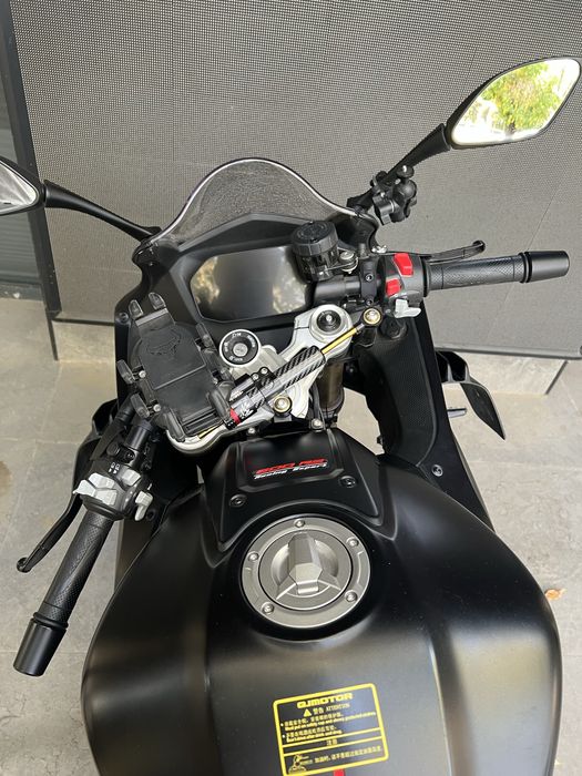 QJMOTOR 600RS 2025 года