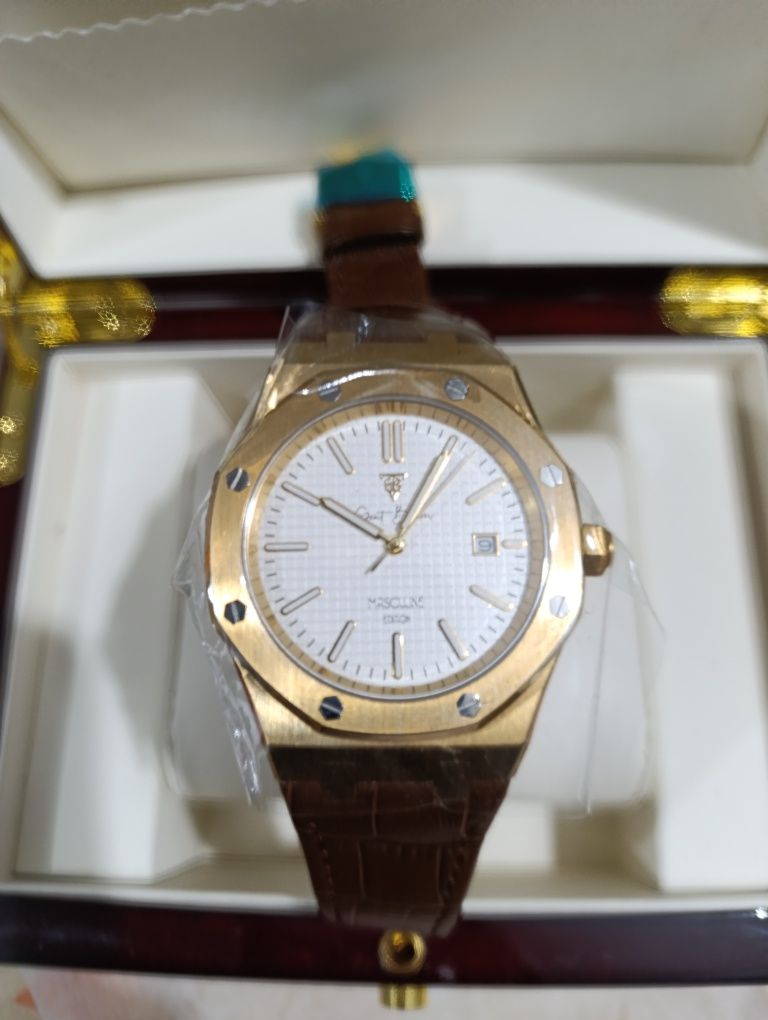 Ceas automatic nou