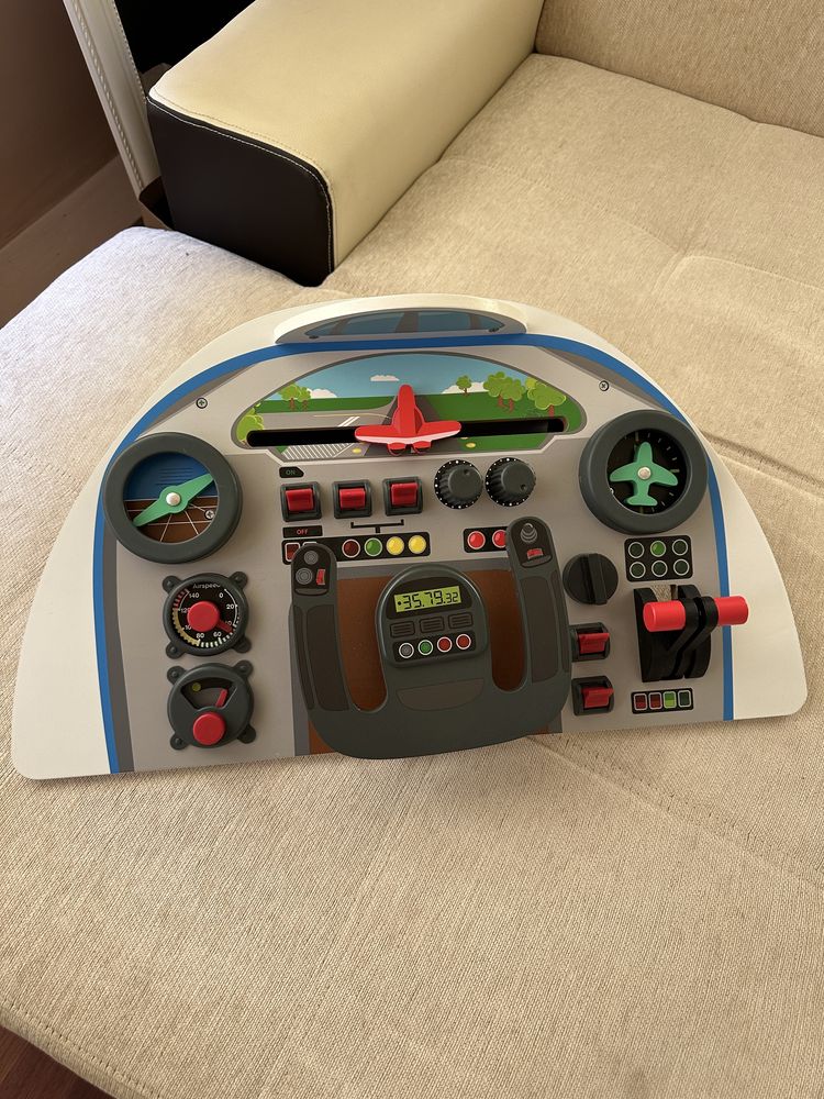 Panou interactiv bord avion +12 luni