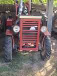 Vând tractor  4x4