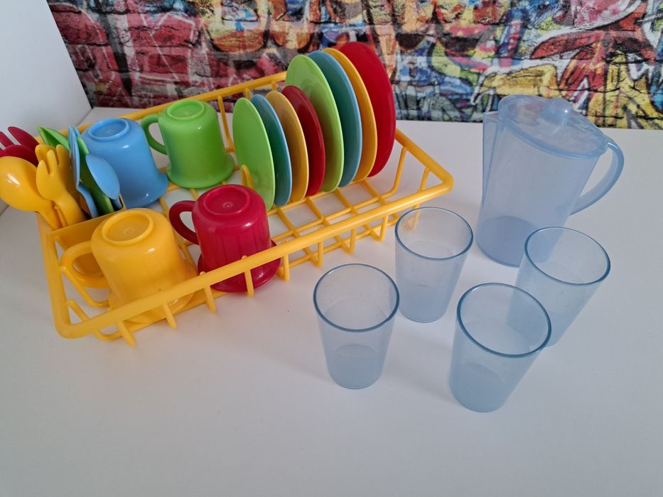 Детски сушилник за чинии и прибори