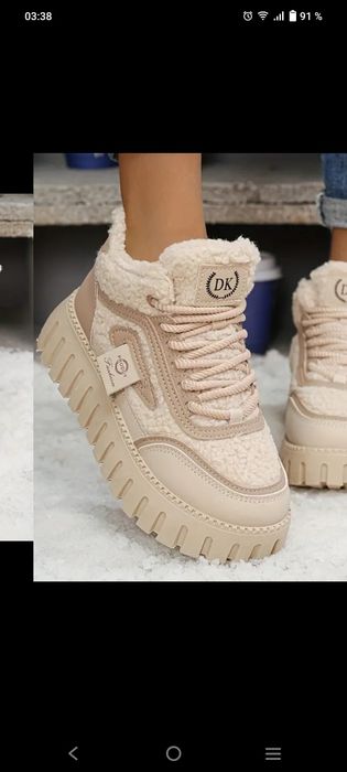 Продам Ботинки тёплые 38 р-р