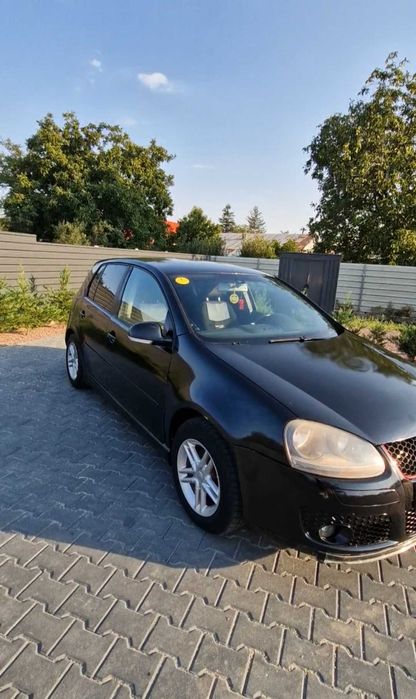 Vând/schimb Golf 5 1.9