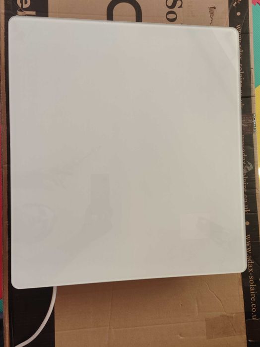 Нов wifi стъклен конвектор solaire vitra