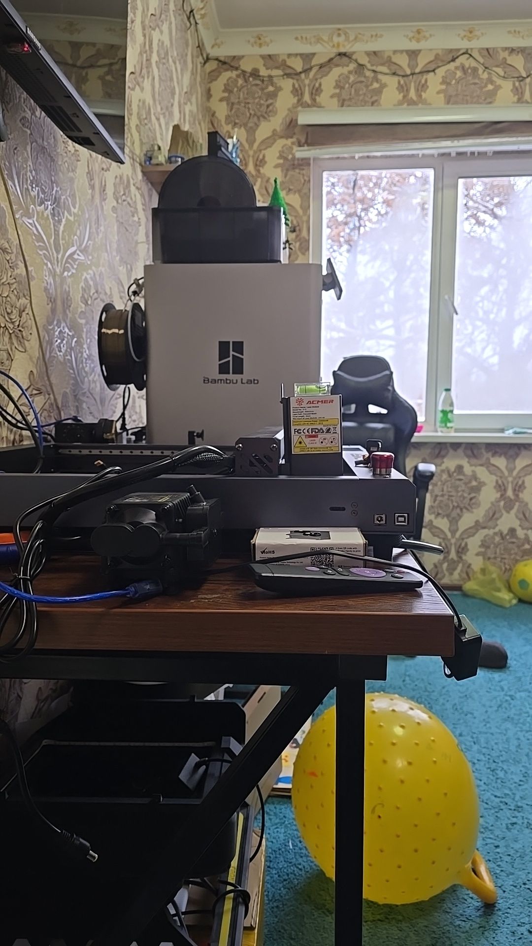 Продам 3д принтер Bamboo lab x1cc