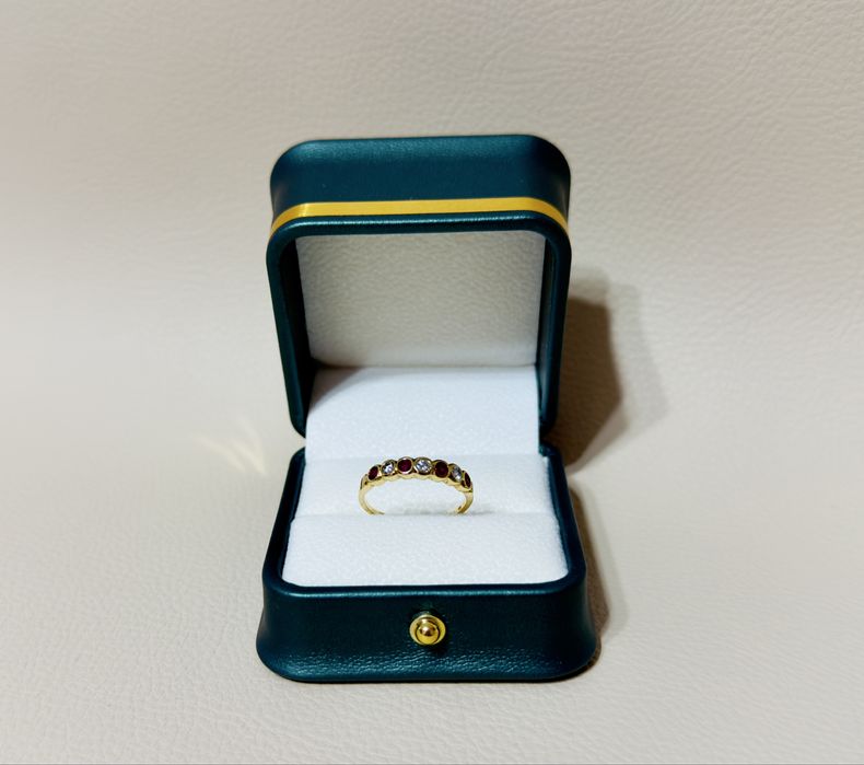 Inel aur galben 18k cu diamante si rubine