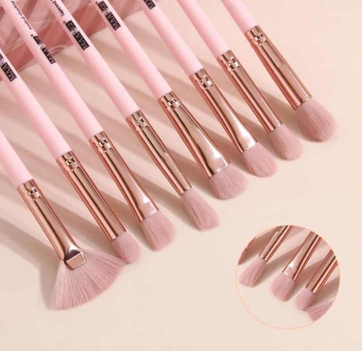 Set 12 pensule machiaj