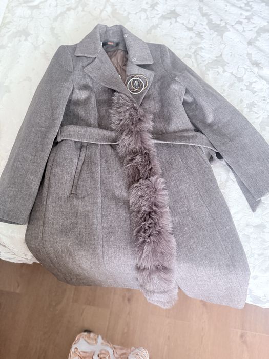 Пальто осенняя и на раннюю зиму