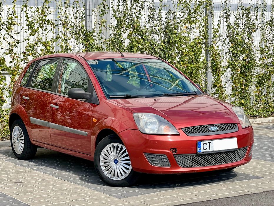 * Ford Fiesta * 97.000 KM * Stare Excelenta * 1.3 Benzina * Proprietar