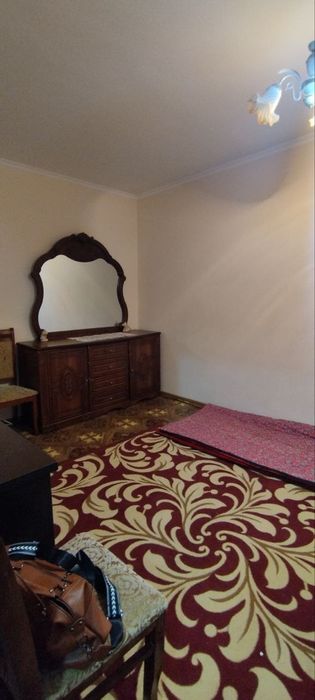 Юнусобод 6 кварталда  1'2 хона уй ижарага берилади