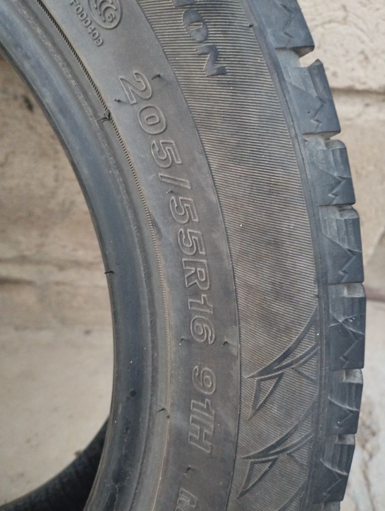 Продам зимние шины