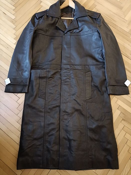 Vînd palton piele naturala