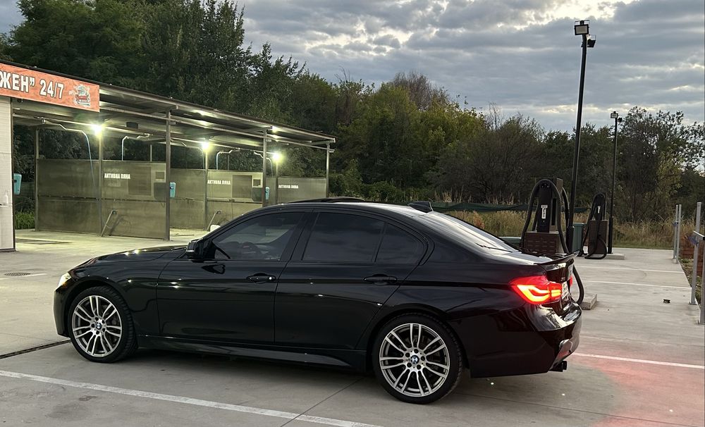 Bmw 328i  xDrive.