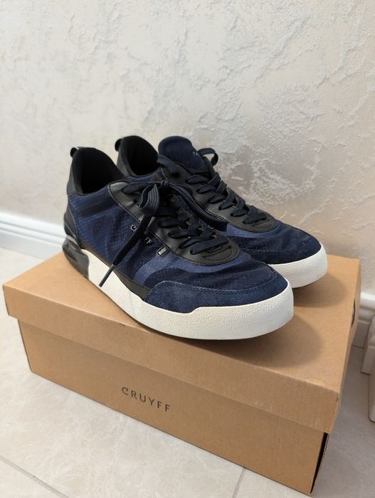 Обувки Cryuf 43 размер