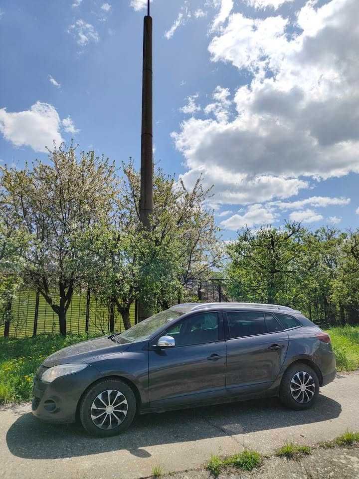 Vând Renault Megane 3 1.5