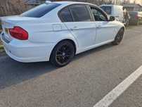 Dezmembrez facelift e90