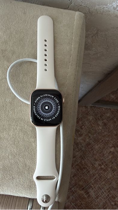 Продается эйпл вотч 10