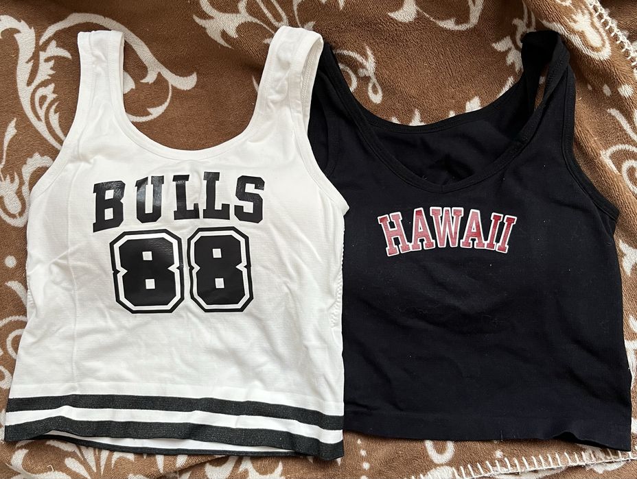 Продам два топа , 2200,новые