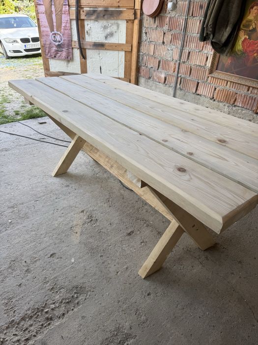 Execut mobilier de gradina din lemn