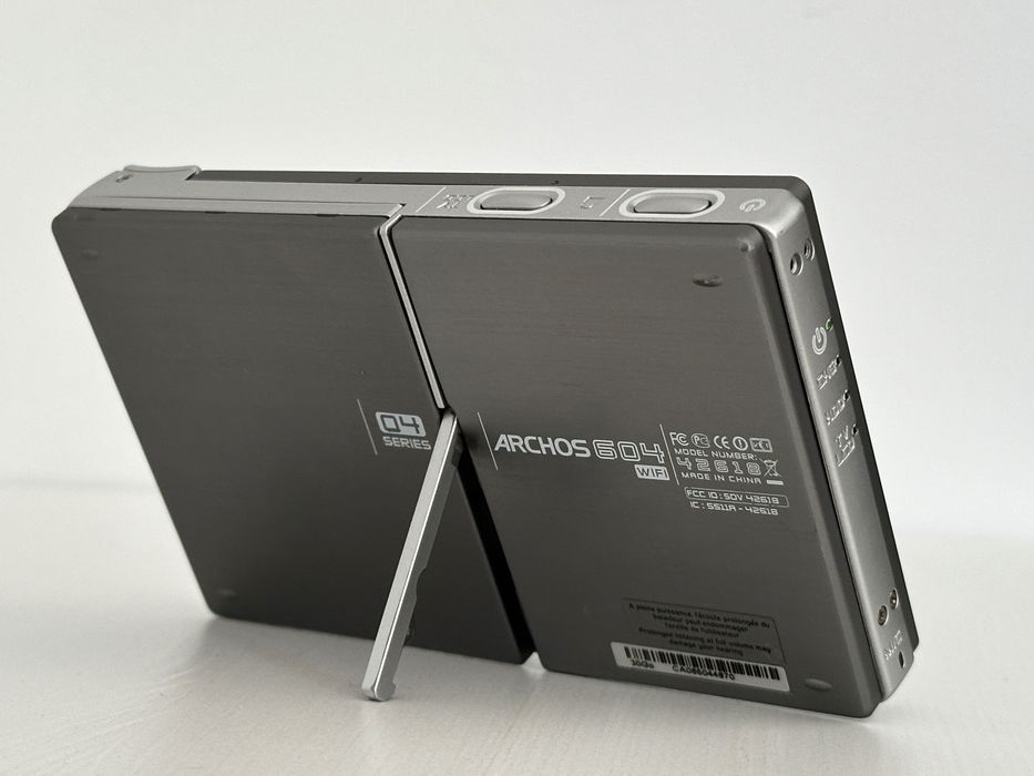 Archos 604 WiFi media player