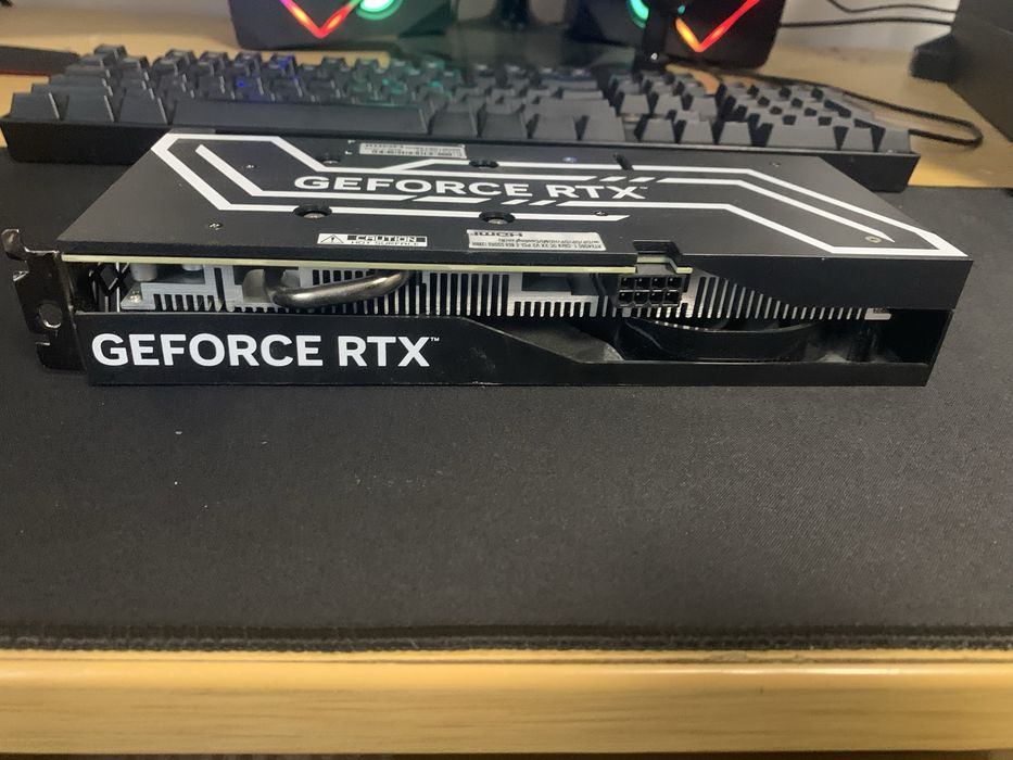 RTX 4060 8gb Kfa2 1 click OC ca noua
