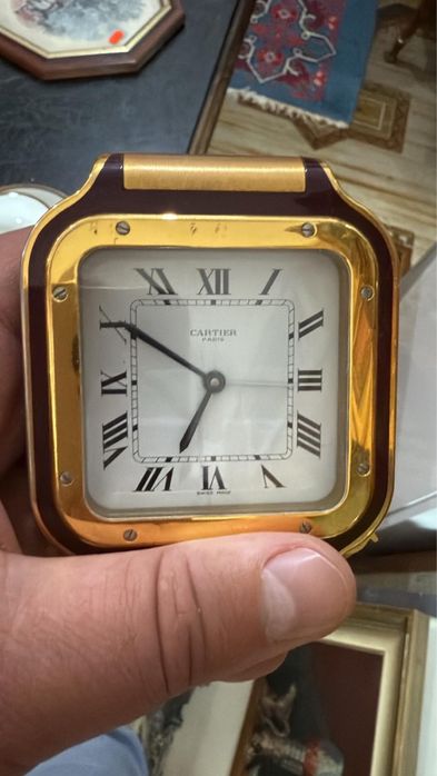 Ceas de birou Cartier – funcționează pe baterie, design elegant