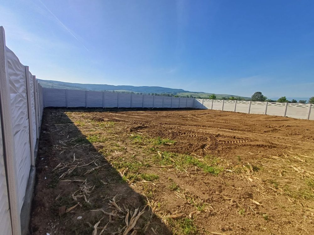 Vand teren in Băcia