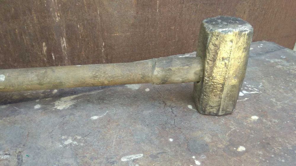 Кувалда бронзовая