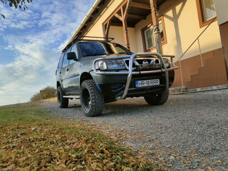 Nissan Terrano 2