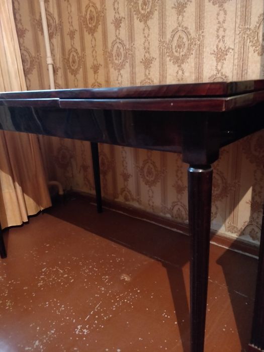 Продам стенка (Мираж) 6 стульев  .стол производство Румыния.