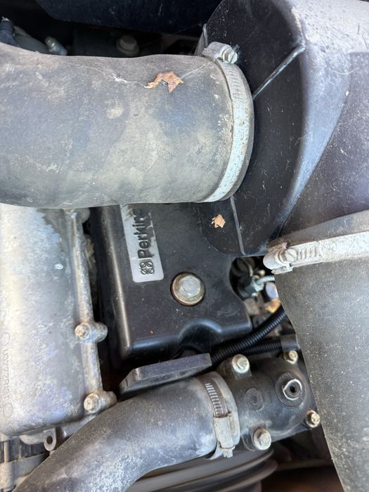 De vanzare sau da inchiriat stivuitor pentru teren accidentat