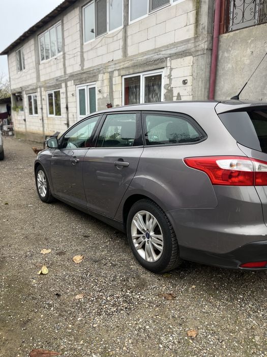 Ford Focus  2012