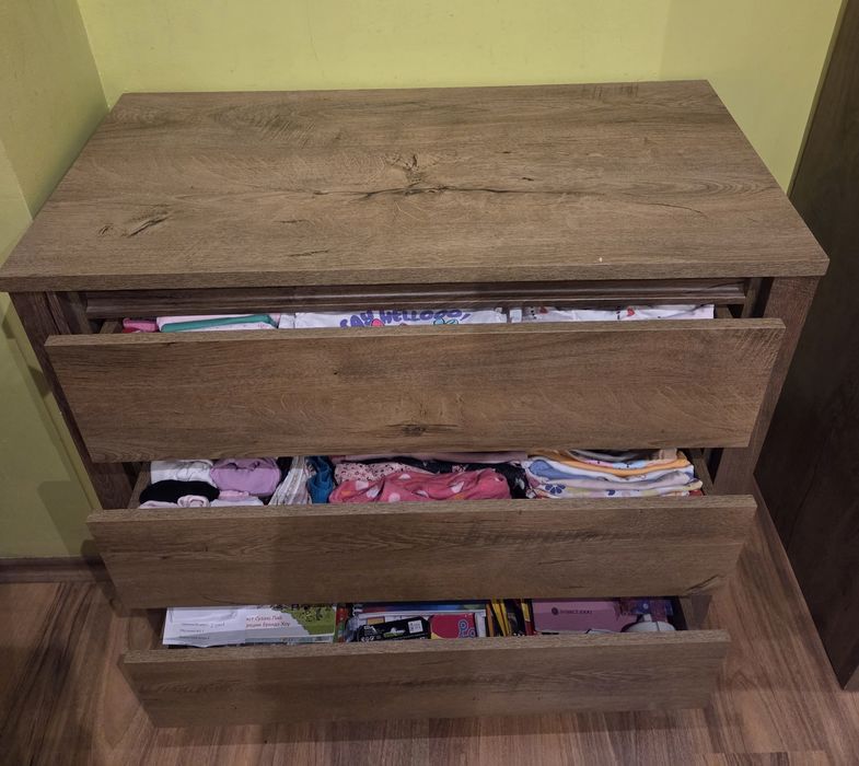 Скрин с 3 чекмеджета VEDDE
Скрин с 3 чекмеджета VEDDE