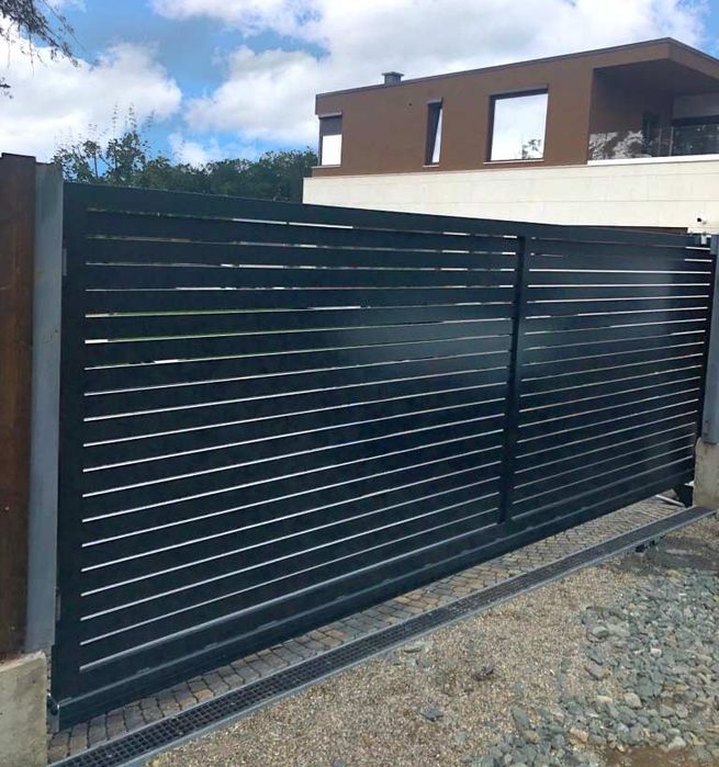 Vând garduri și porți