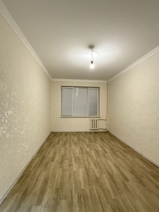 8-maktab yonidan 2 xonalik kvartira sotiladi