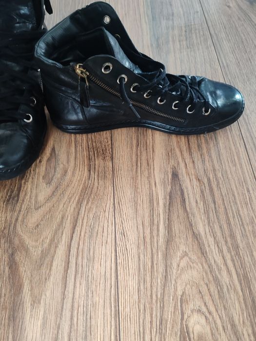 De vânzare ghete piele naturală Paul Green!