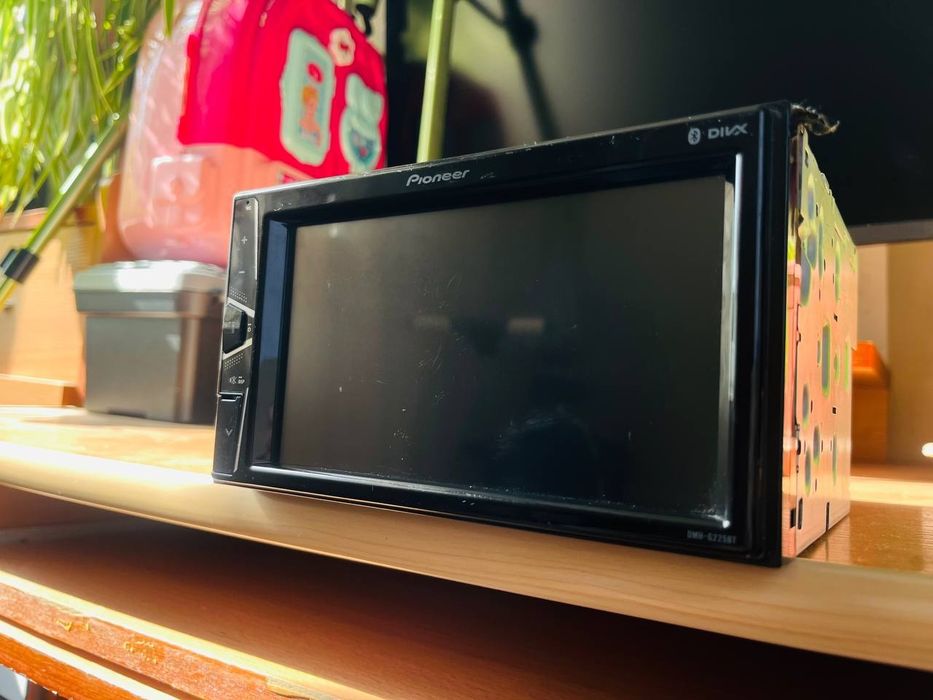 Продам pioneer original dmh-g225bt
