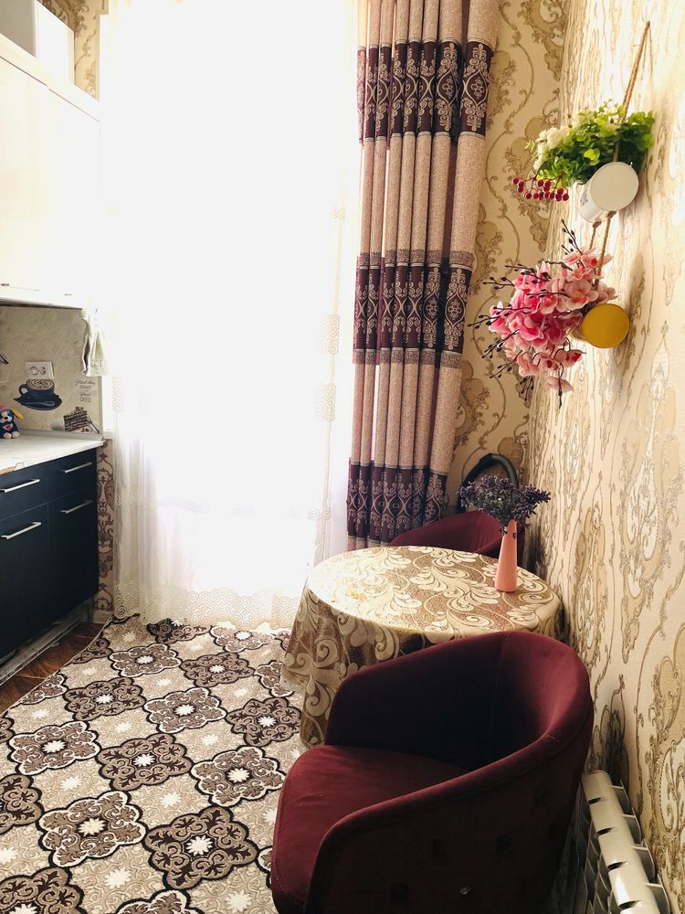 Dexqon bozor yangi domla  1 xonali kv ijaraga