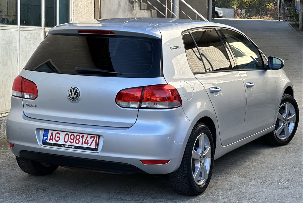 Volkswagen Golf 6 1.4 benzină mpi *Navigatie* Încălzire in scaune *
