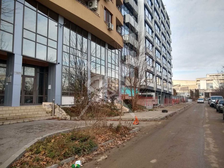 Продава се Магазин в София, Студентски град - 43 кв.м за 617 €/кв.м - Снимка #1