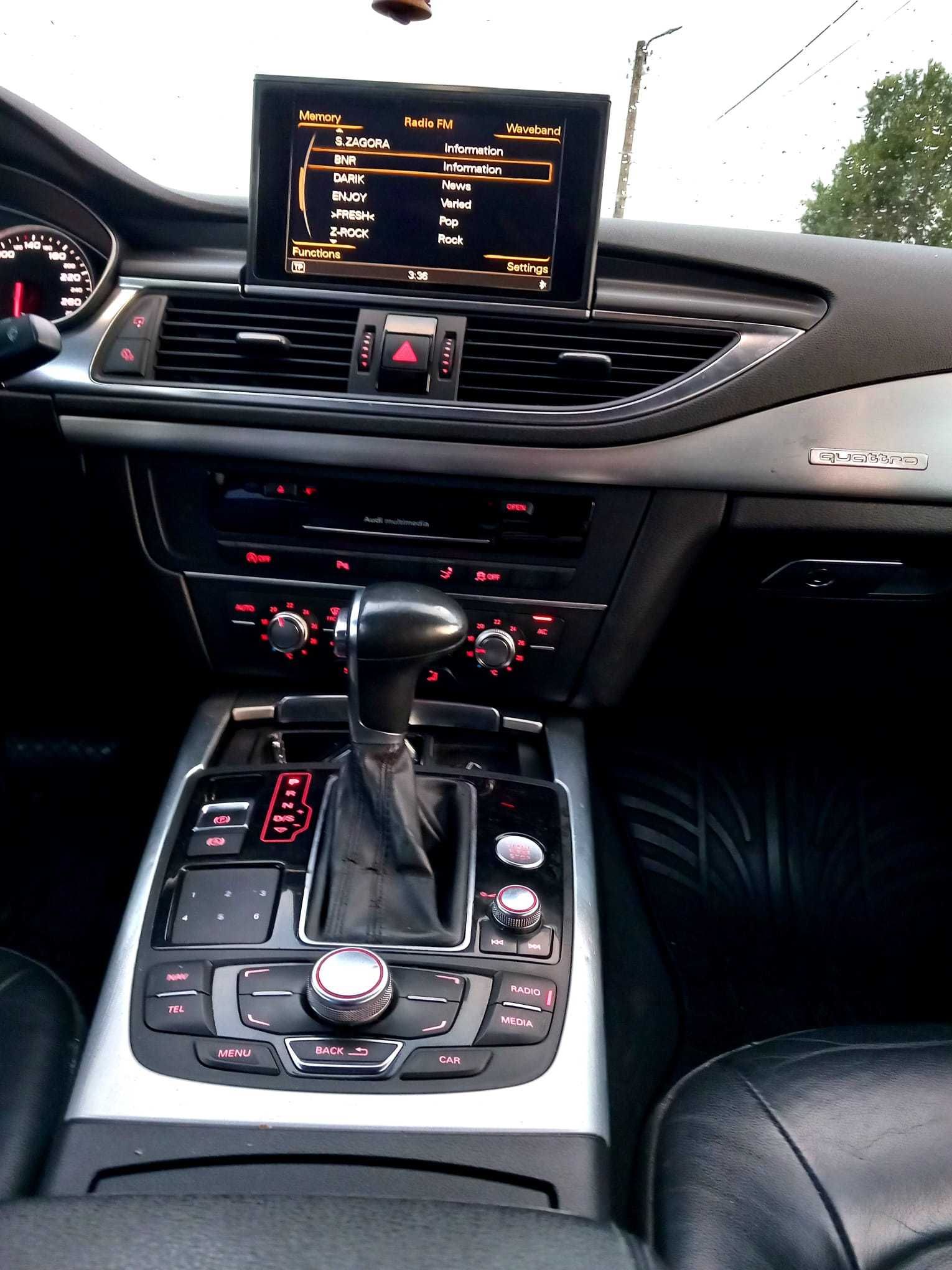 Audi S7  2011 г се продава спешно