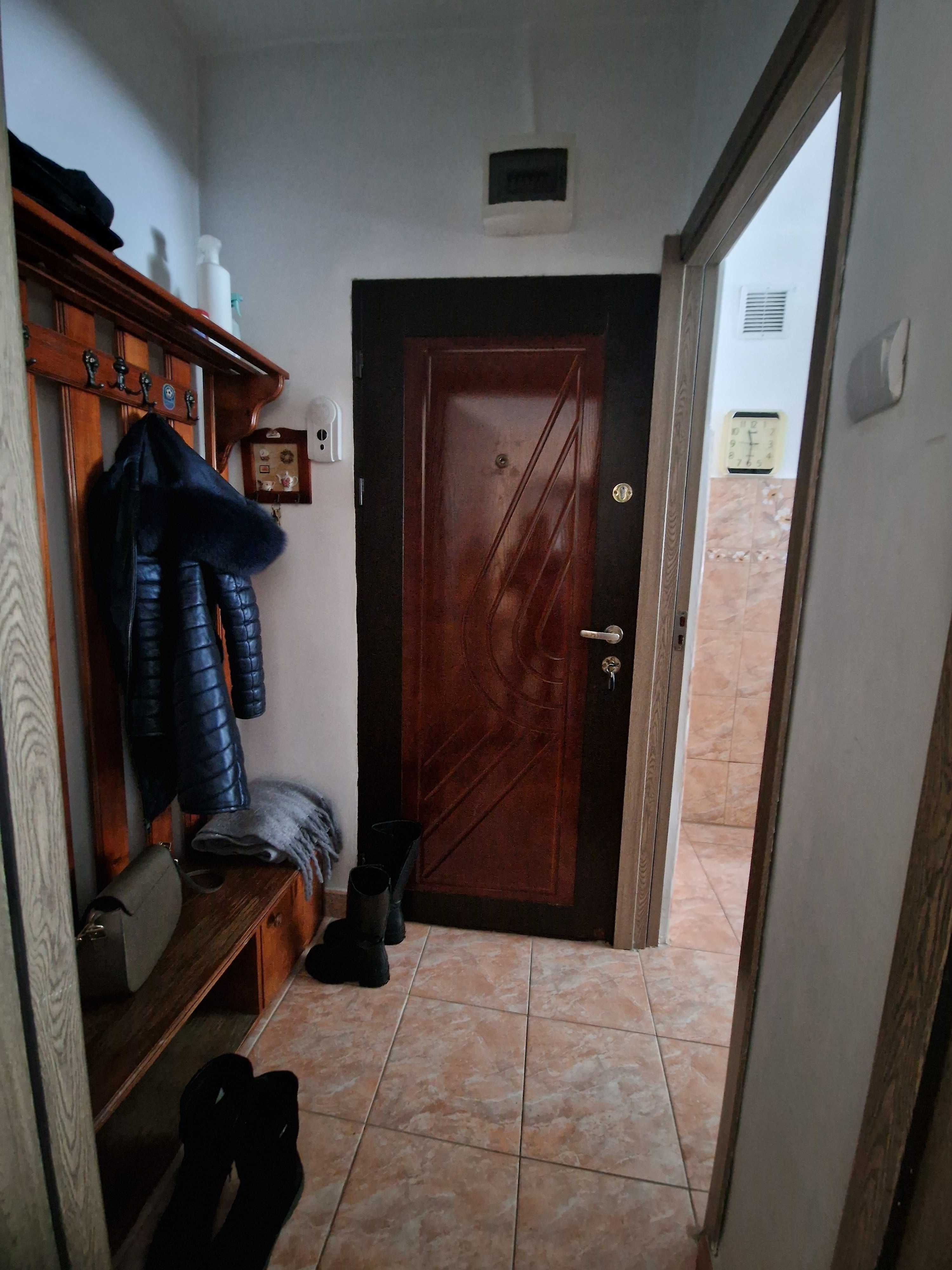 De vanzare apartament 2 camere semidecomandat Azuga