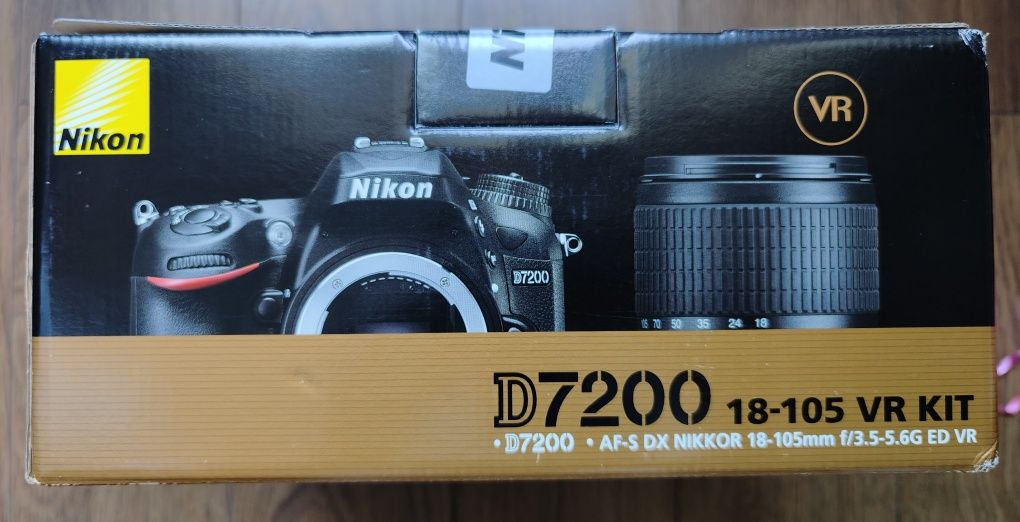 Nikon D7200 + Nikkor 18-105mm VR + Blitz Godox| Doar 7.843 cadre | Pac