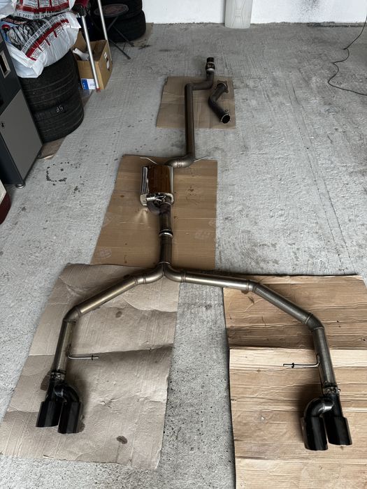 Vând evacuare custom cu clapetă Audi A5