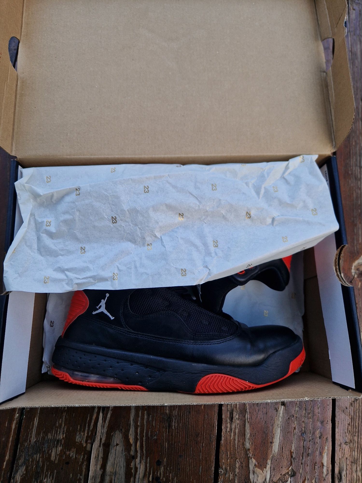 Jordan Max Aura 2 si nike airmax 95