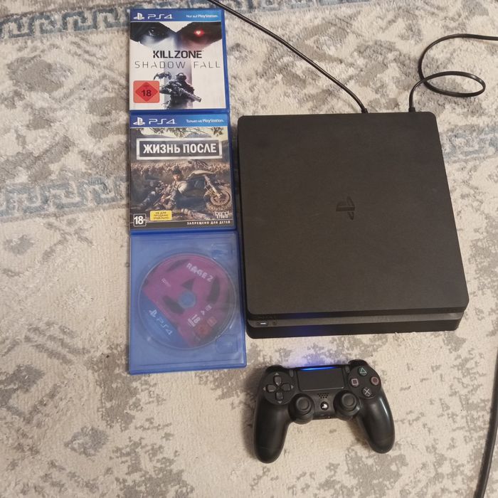 Play station 4slim 1tb