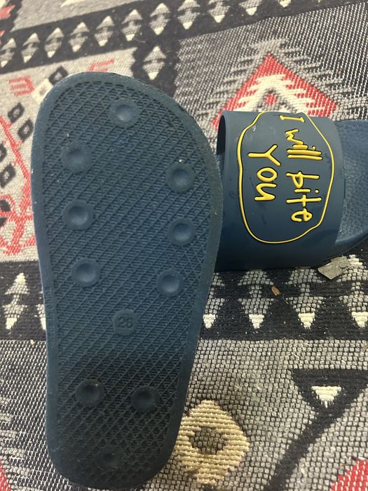 Papuci/ slapi marimea 26