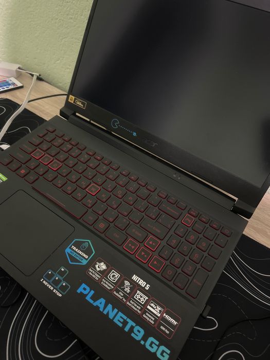 ноутбук Acer nitro 5