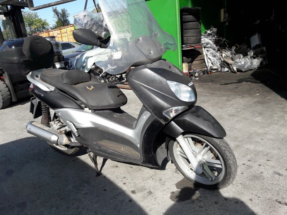 Мотоциклет,скутер Ямаха Х-сити (Yamaha X-сiti 200-250) -на части