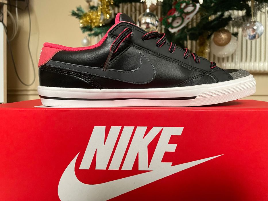 Nike Capri II, in condiții excelente